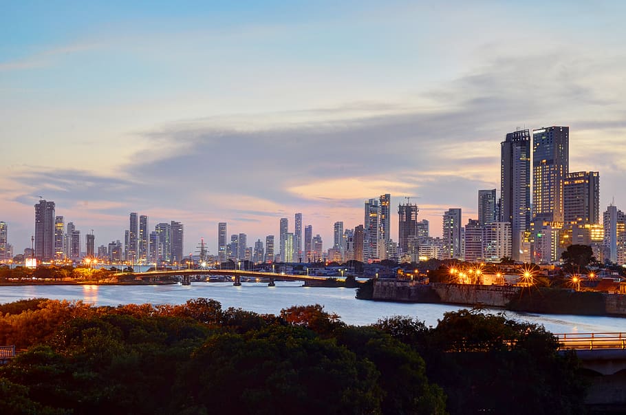 colombia-cartagena-sykline-city-scape